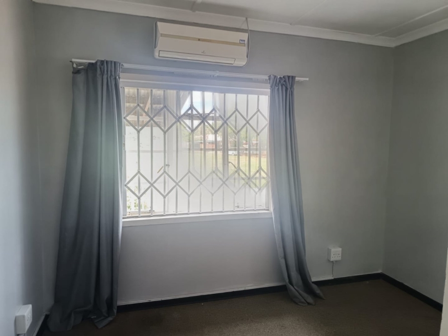 4 Bedroom Property for Sale in New Park Northern Cape